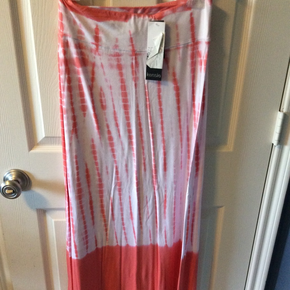 Women's Kensie Tye Dye Maxi Skirt Size M NWT